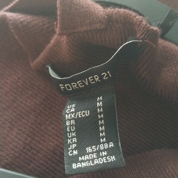 Beautiful top size medium forever 21 - Picture 3 of 3